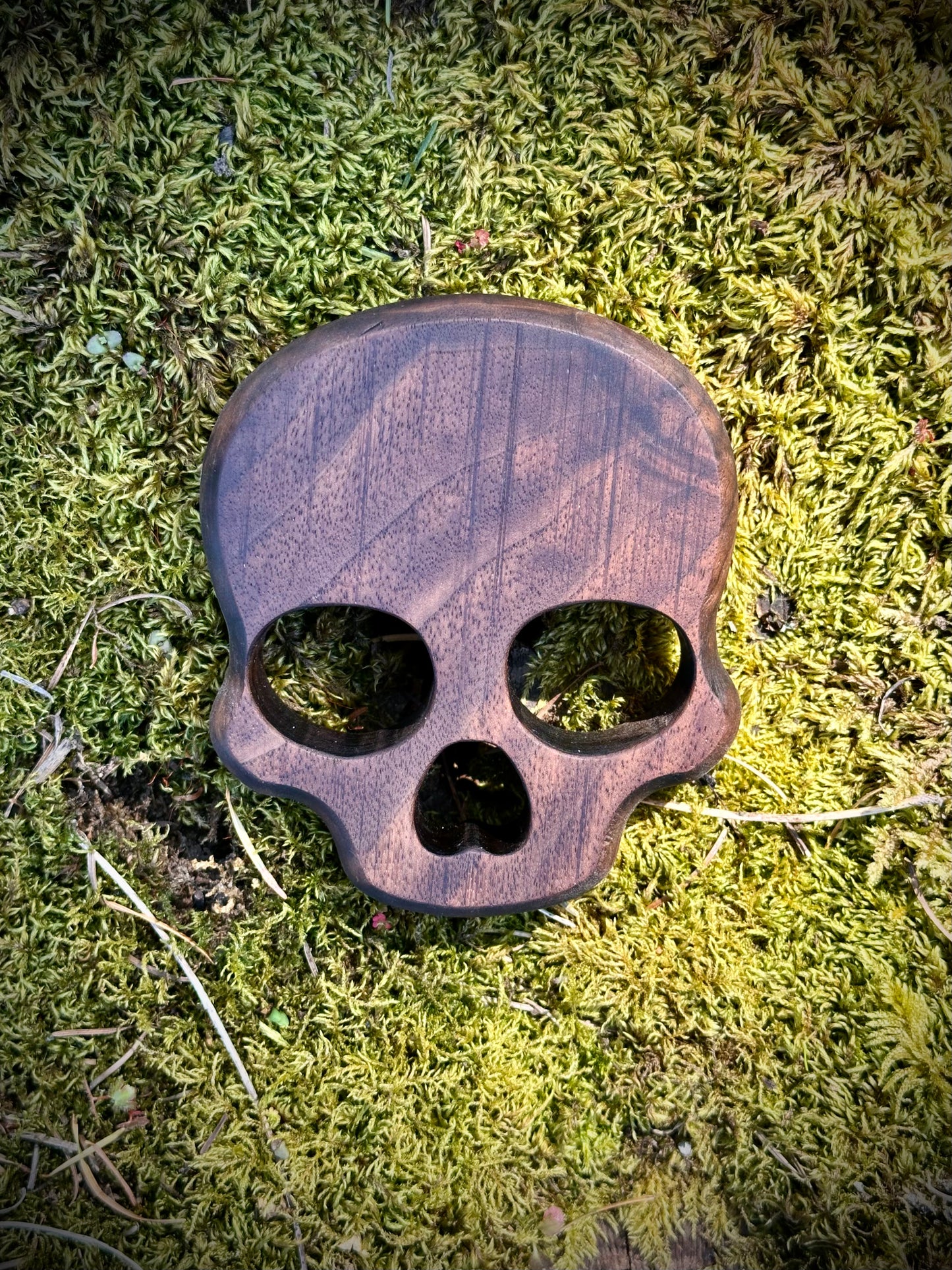 Skull Bottle Opener (Walnut)